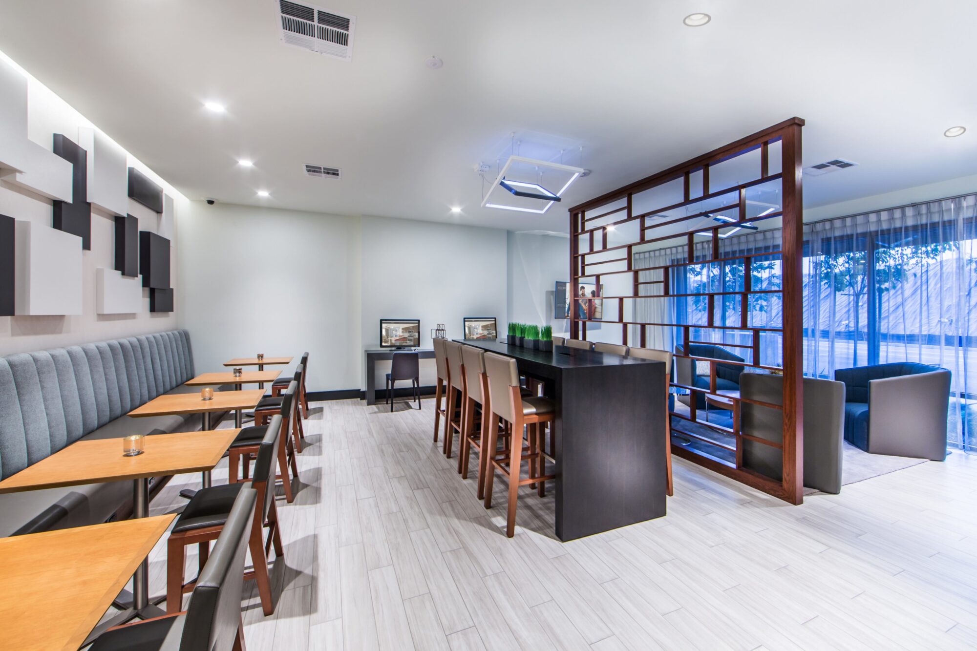 Amenities Bell South Bay Apartments in Inglewood, CA